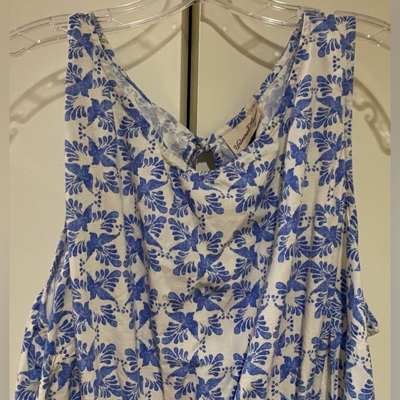 Universal Thread Blue and Cream Floral Dress with Pockets - Picture 3 of 7